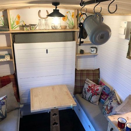 贝尔法斯特 Clydesdale Shepherds Hut酒店 外观 照片